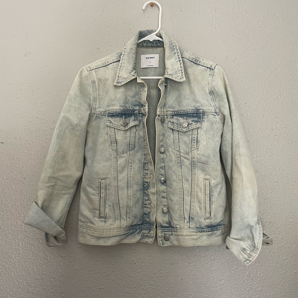 Old Navy Women’s Acid Wash Denim Jacket